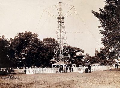 Riverside Park - Swing Ride